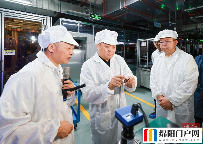 江彬调研重点外贸企业